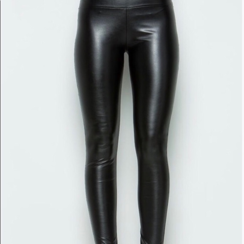 VEGAN LEATHER WIDE WAIST BAND LEGGING - Picture 8 of 9